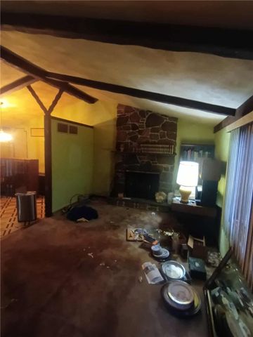 220 West Street, West Warwick, RI 02893