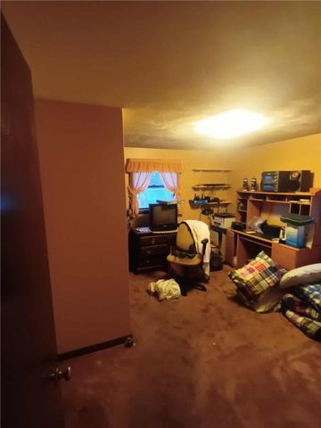 220 West Street, West Warwick, RI 02893