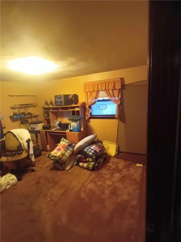 220 West Street, West Warwick, RI 02893