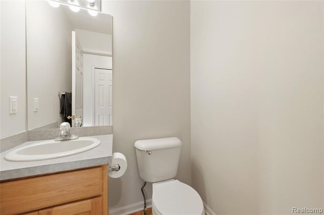 2273 Somerville Drive, Oxford, MI 48371