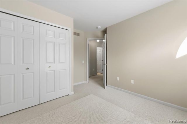 2273 Somerville Drive, Oxford, MI 48371