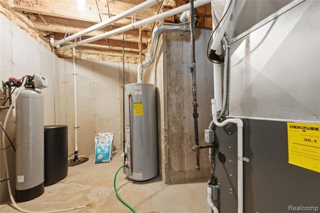 2273 Somerville Drive, Oxford, MI 48371