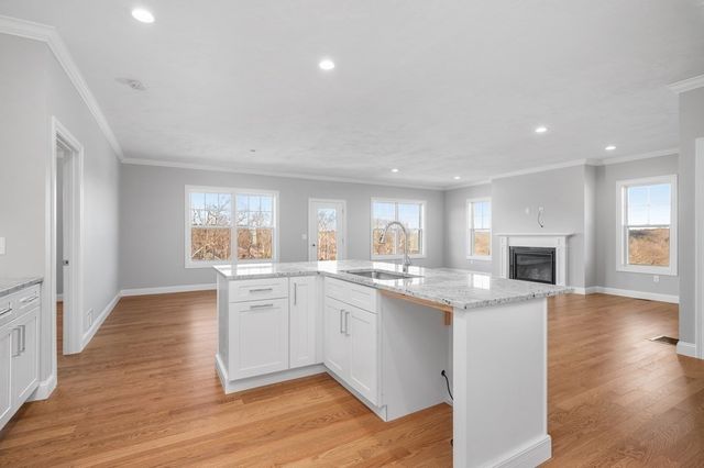 162 Rolling Ridge Drive 103, Northbridge, MA 01588