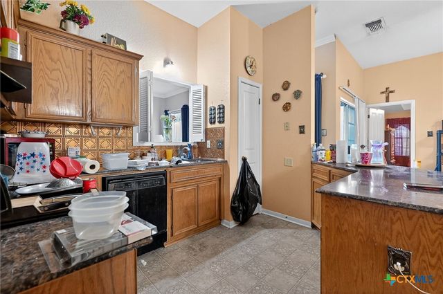 1007 Old Oak Road, Harker Heights, TX 76548