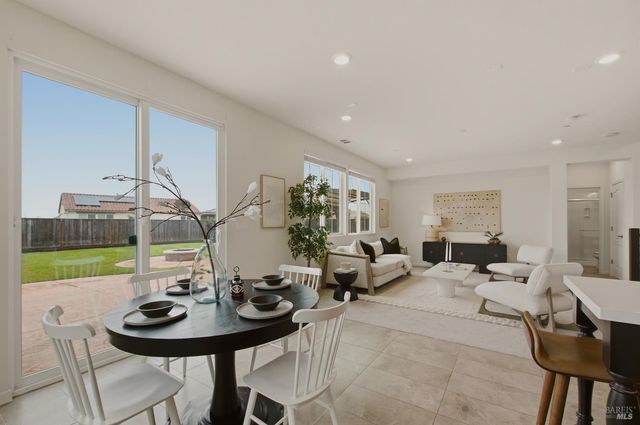 8895 Blue River Dr, Vallejo, CA 94591