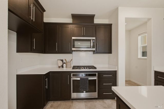 8895 Blue River Dr, Vallejo, CA 94591