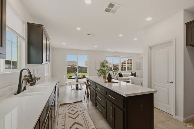 8895 Blue River Dr, Vallejo, CA 94591