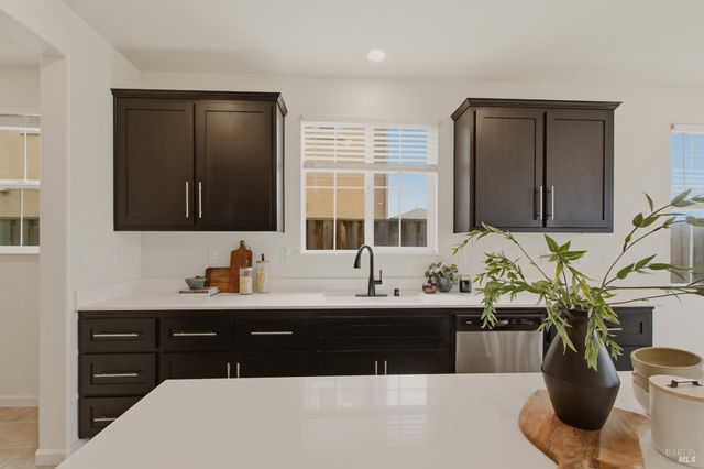 8895 Blue River Dr, Vallejo, CA 94591