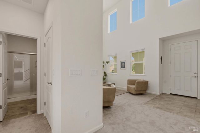 8895 Blue River Dr, Vallejo, CA 94591