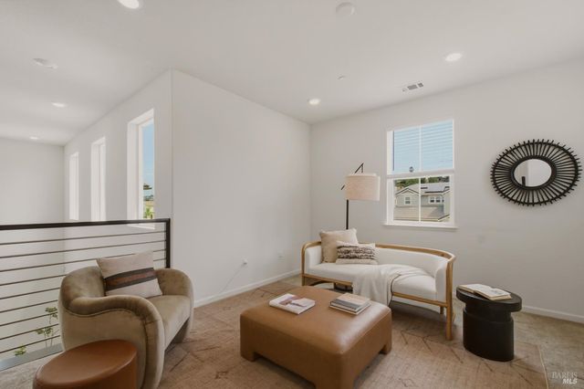 8895 Blue River Dr, Vallejo, CA 94591
