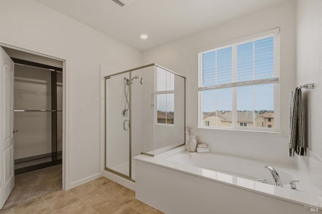 8895 Blue River Dr, Vallejo, CA 94591