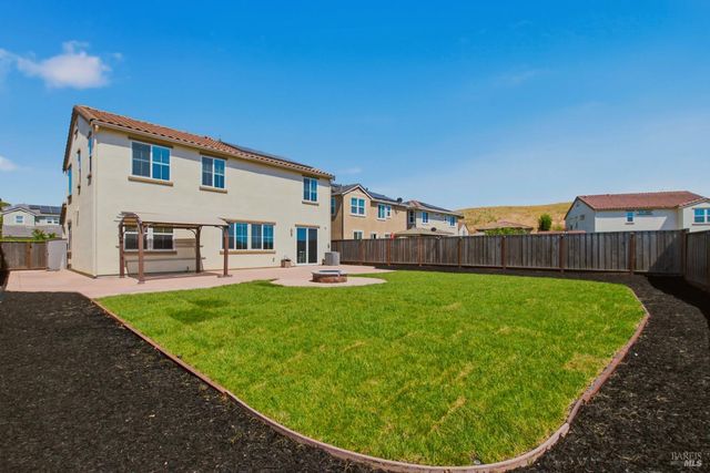 8895 Blue River Dr, Vallejo, CA 94591