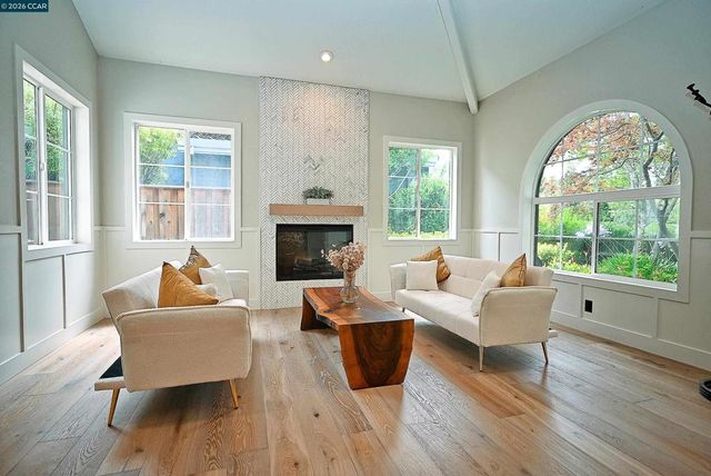 1239 1239 Sunrise Ridge Dr, Lafayette, CA 94549