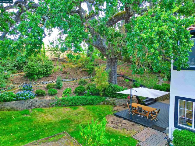 1239 1239 Sunrise Ridge Dr, Lafayette, CA 94549