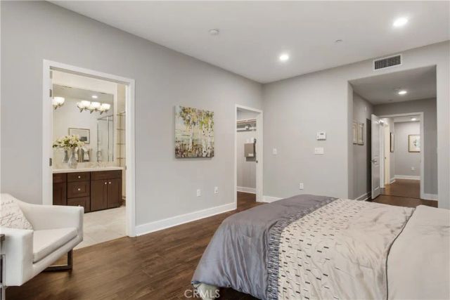 11115 Acama 101, Studio City, CA 91602