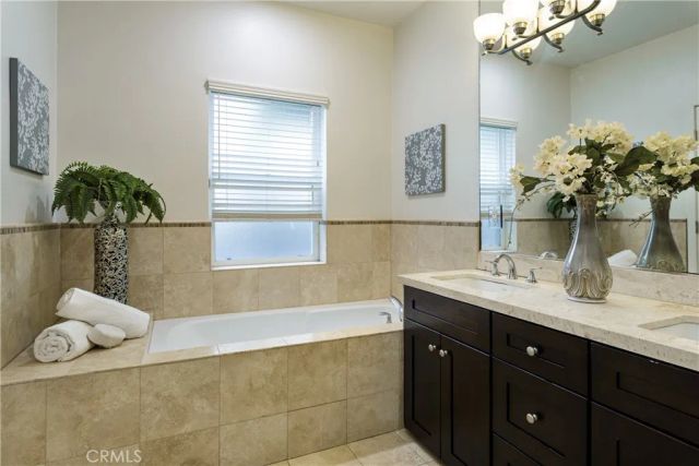 11115 Acama 101, Studio City, CA 91602