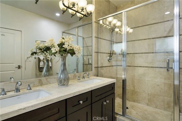 11115 Acama 101, Studio City, CA 91602