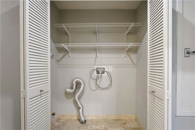 11115 Acama 101, Studio City, CA 91602