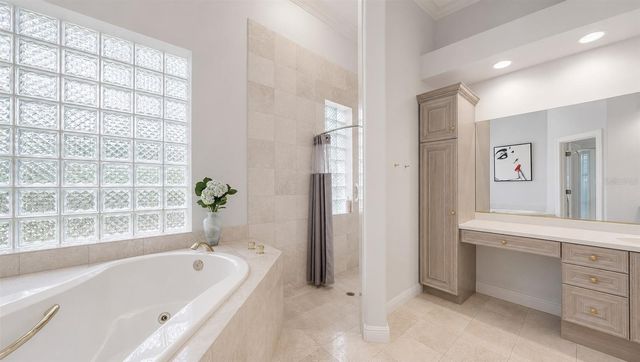 402 MACEWEN DRIVE, Osprey, FL 34229