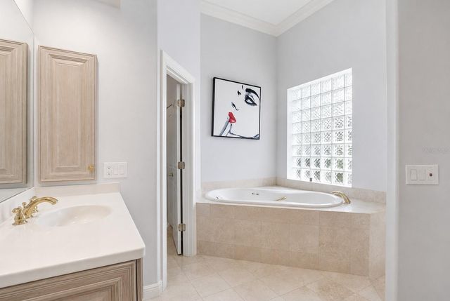 402 MACEWEN DRIVE, Osprey, FL 34229