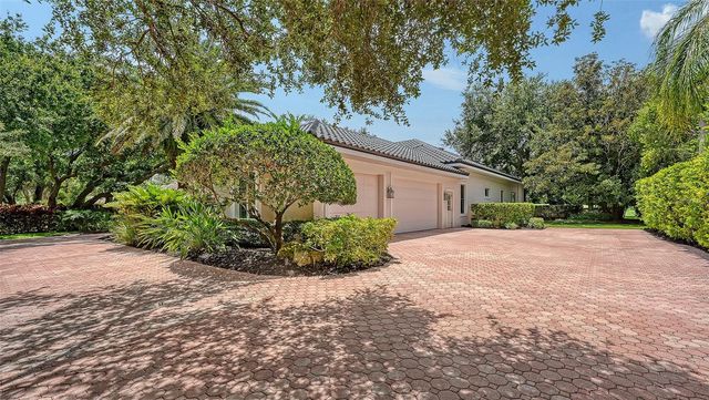 402 MACEWEN DRIVE, Osprey, FL 34229