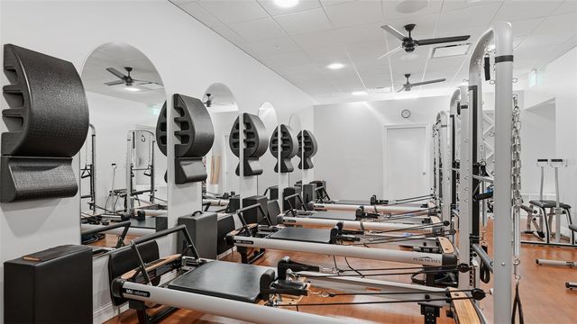 402 MACEWEN DRIVE, Osprey, FL 34229