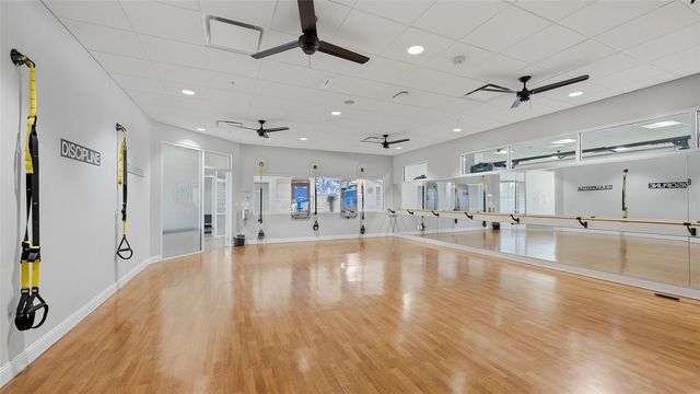 402 MACEWEN DRIVE, Osprey, FL 34229