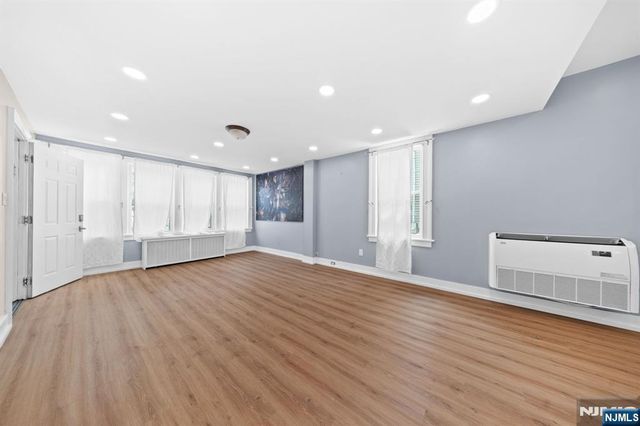 566 2nd Street, Carlstadt, NJ 07072