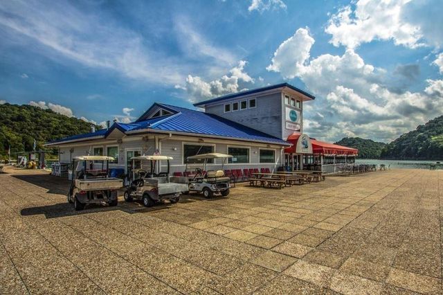 411 Maury Lane, Smithville, TN 37166