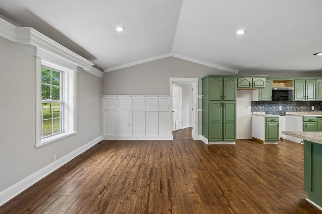 2804 Paran Pointe Dr, Cookeville, TN 38506