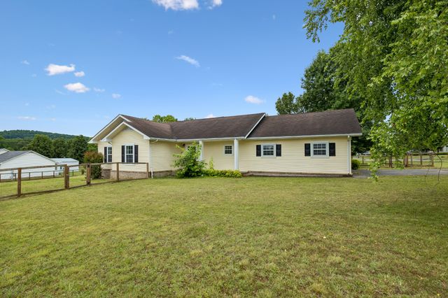 2804 Paran Pointe Dr, Cookeville, TN 38506