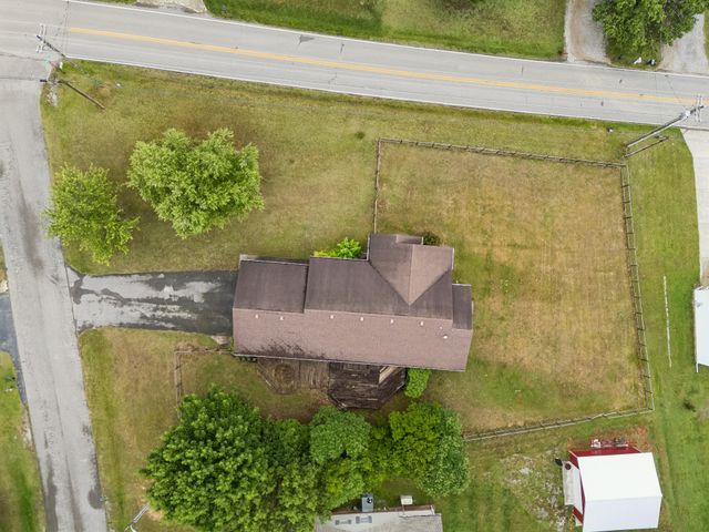 2804 Paran Pointe Dr, Cookeville, TN 38506