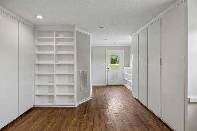 2804 Paran Pointe Dr, Cookeville, TN 38506