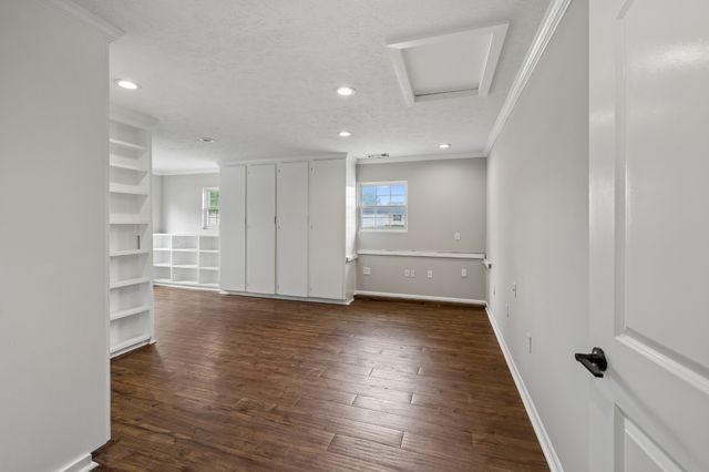 2804 Paran Pointe Dr, Cookeville, TN 38506