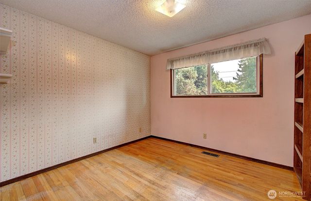 402 NW 69th Street, Vancouver, WA 98665