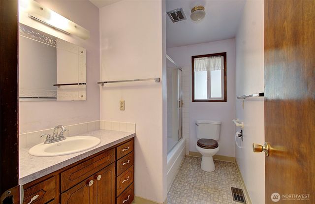 402 NW 69th Street, Vancouver, WA 98665