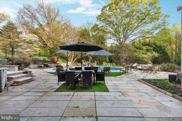 11846 CHAPEL RD, Clifton, VA 20124