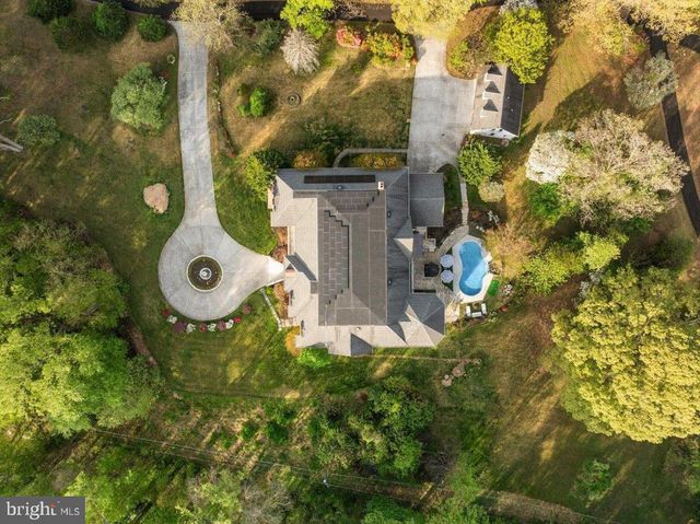 11846 CHAPEL RD, Clifton, VA 20124