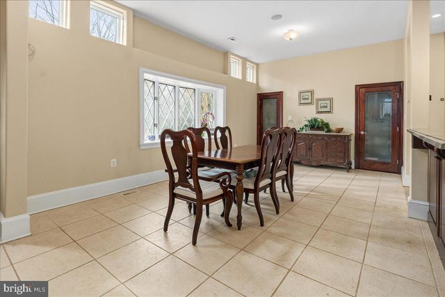 11846 CHAPEL RD, Clifton, VA 20124