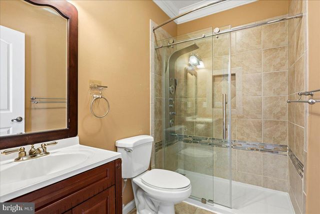 11846 CHAPEL RD, Clifton, VA 20124