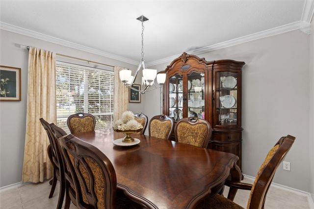 2705 7th Street N, Texas City, TX 77590