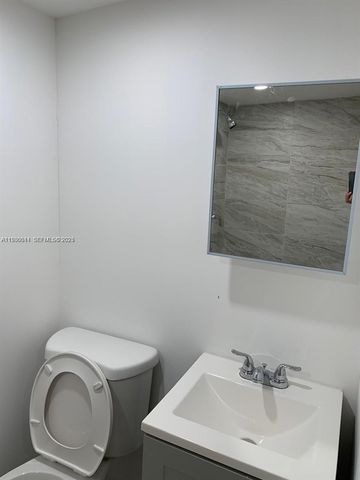 20811 NW Miami Pl B, Miami Gardens, FL 33169