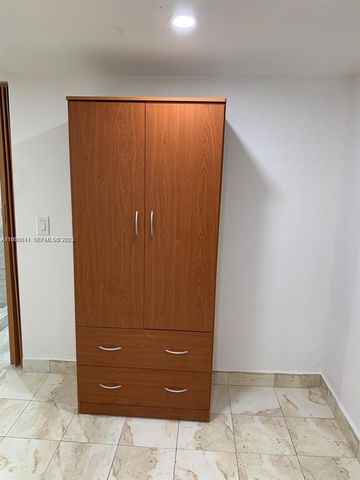 20811 NW Miami Pl B, Miami Gardens, FL 33169