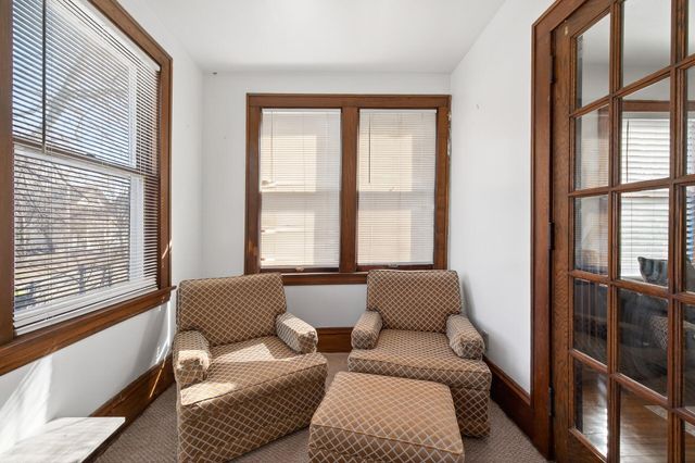 2125 N 6th Street, Minneapolis, MN 55411