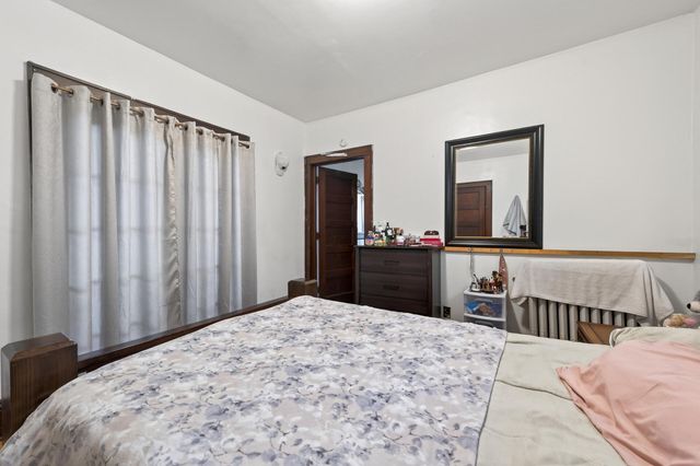 2125 N 6th Street, Minneapolis, MN 55411