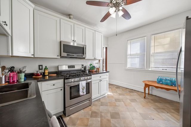 2125 N 6th Street, Minneapolis, MN 55411