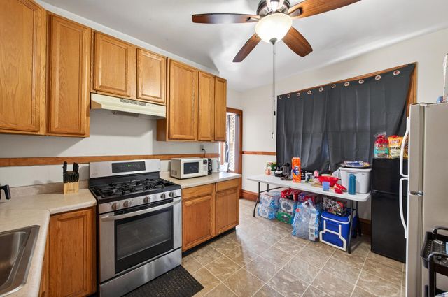 2125 N 6th Street, Minneapolis, MN 55411