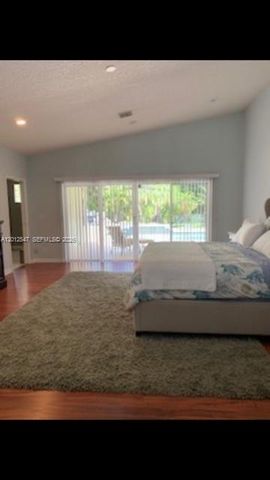 21070 N Sweetwater Ln N, Boca Raton, FL 33428