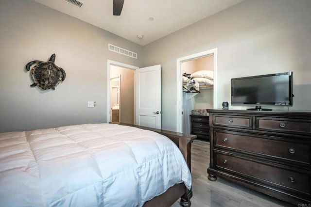 1728 Valley Oak Way, Oceanside, CA 92056