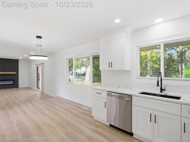 8651 Messmore Road, Shelby Charter Township, MI 48317